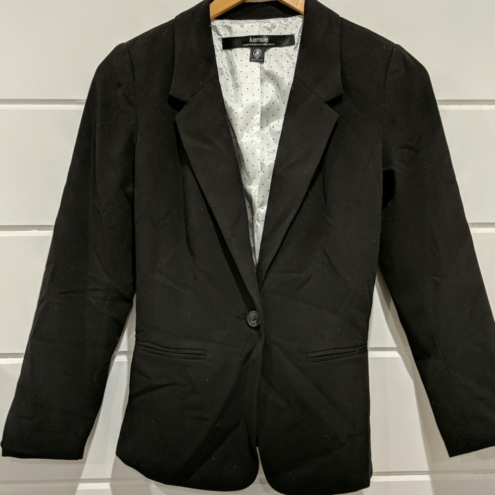 Kensie black blazer